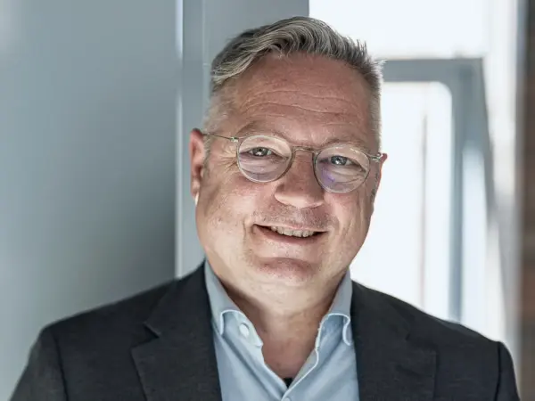 Dr. Dirk Karl Buttler